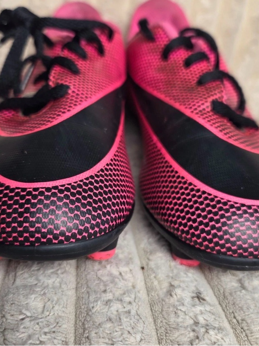 Nike Jr Bravata II FG Youth Soccer Cleats Pink Black Size 3 Youth - Picture 4 of 6